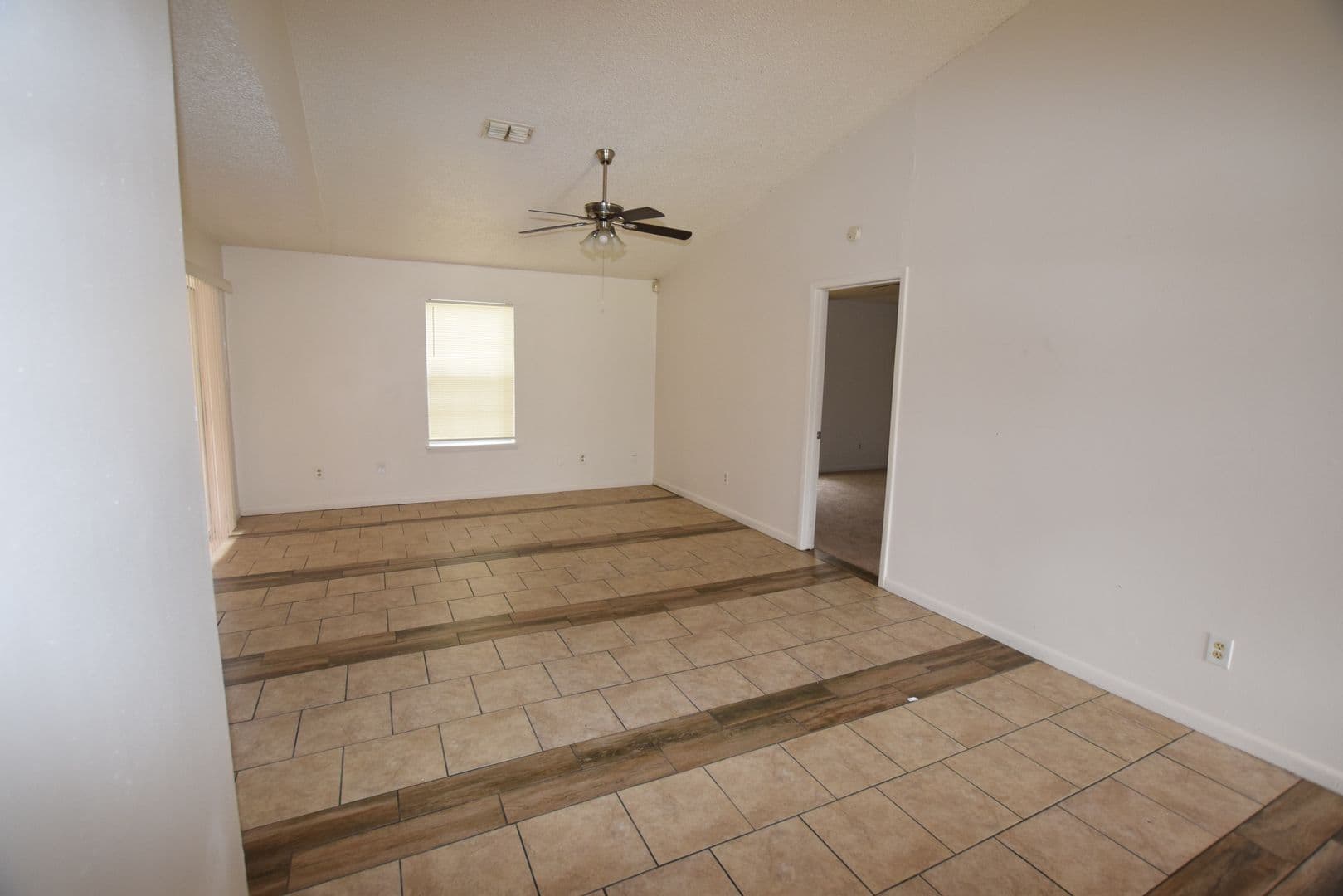 Orlando House: 38 N. Hudson Street