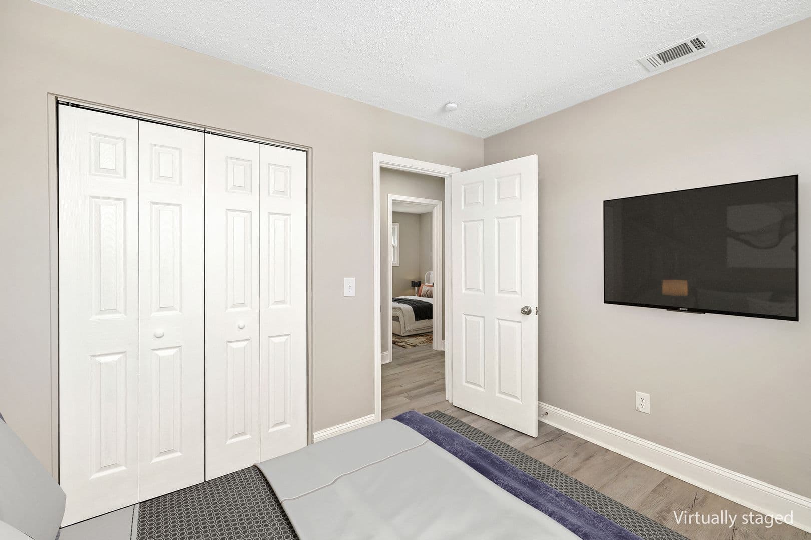 Sumter Apartment: 934-938 Houck St