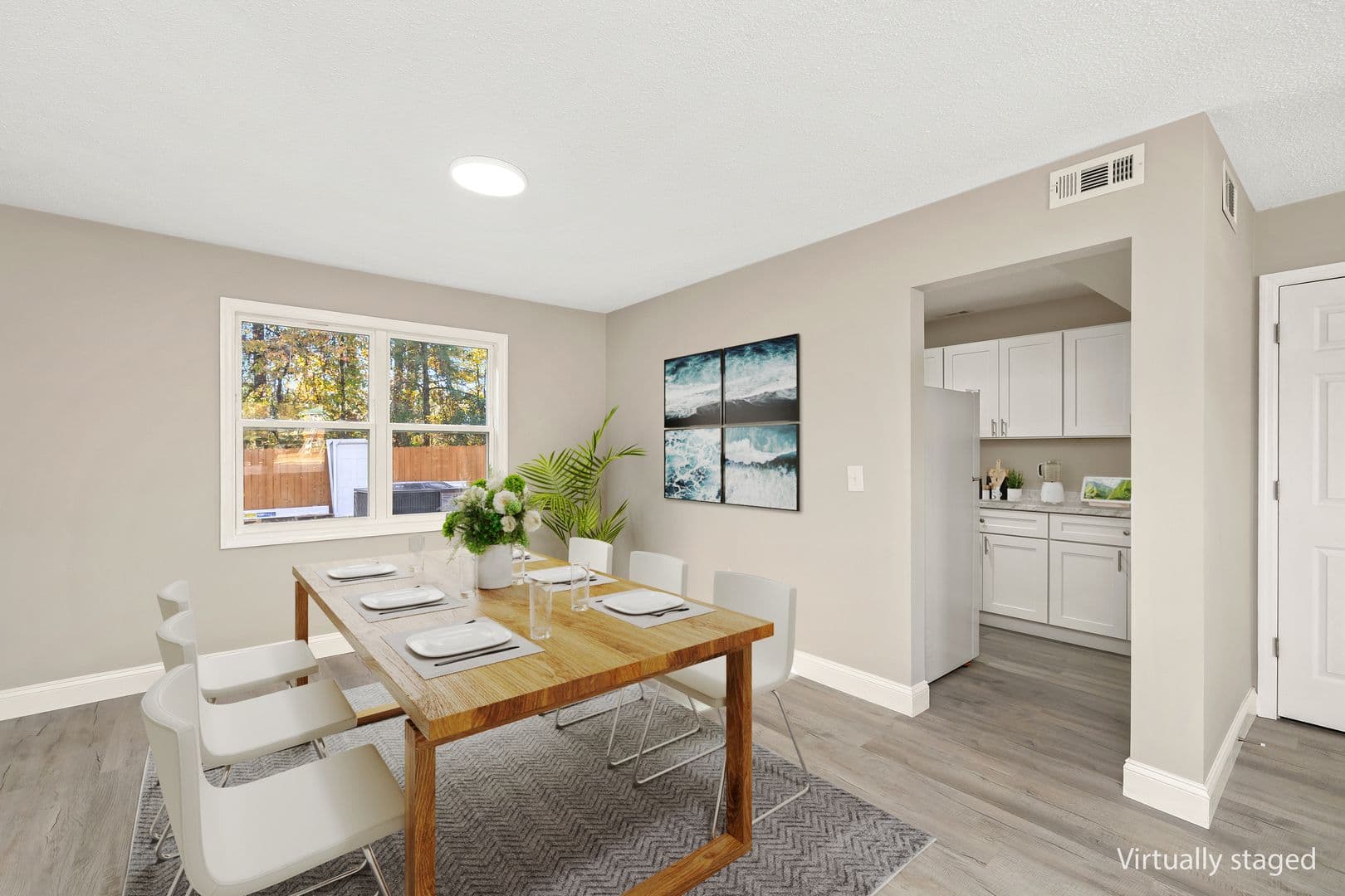 Sumter Apartment: 934-938 Houck St