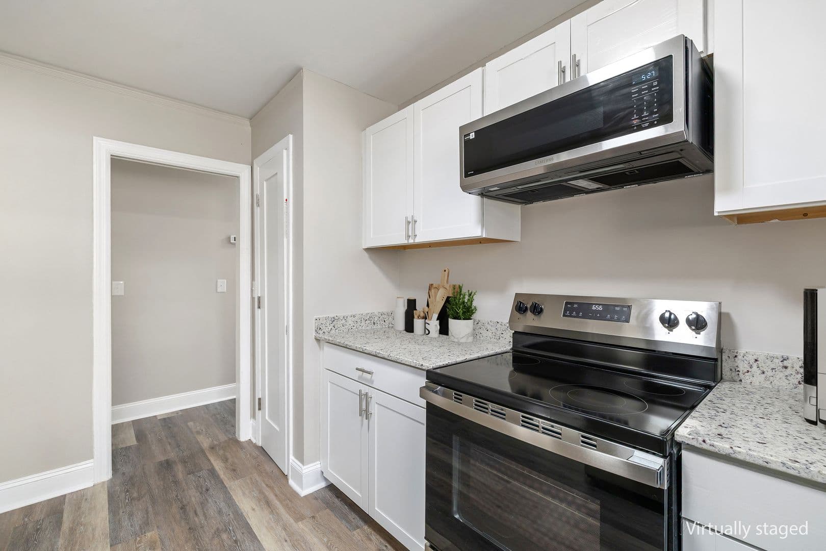 Sumter Apartment: 11 Highland Avenue