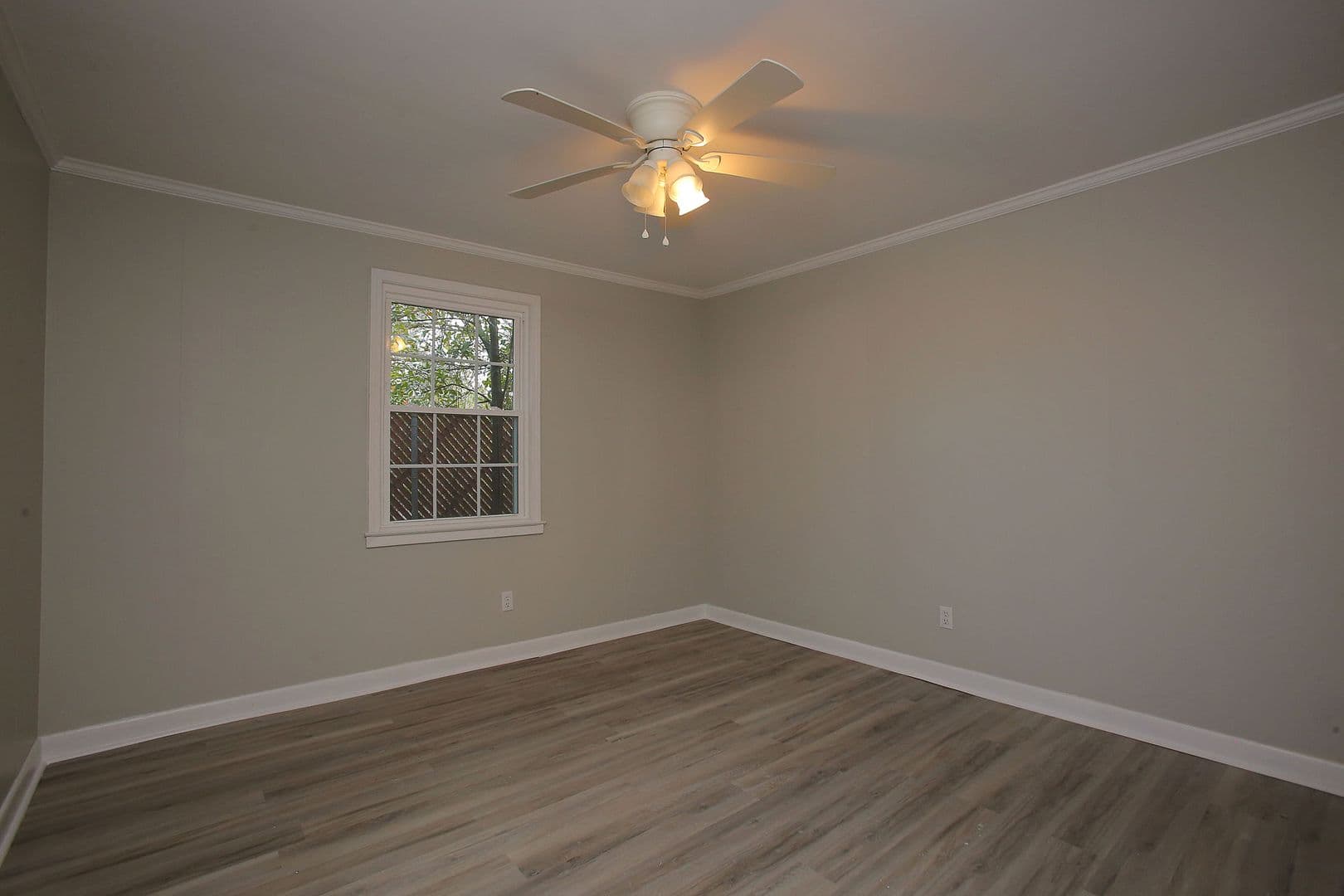 Columbia Apartment: 7251 Patricia Dr.