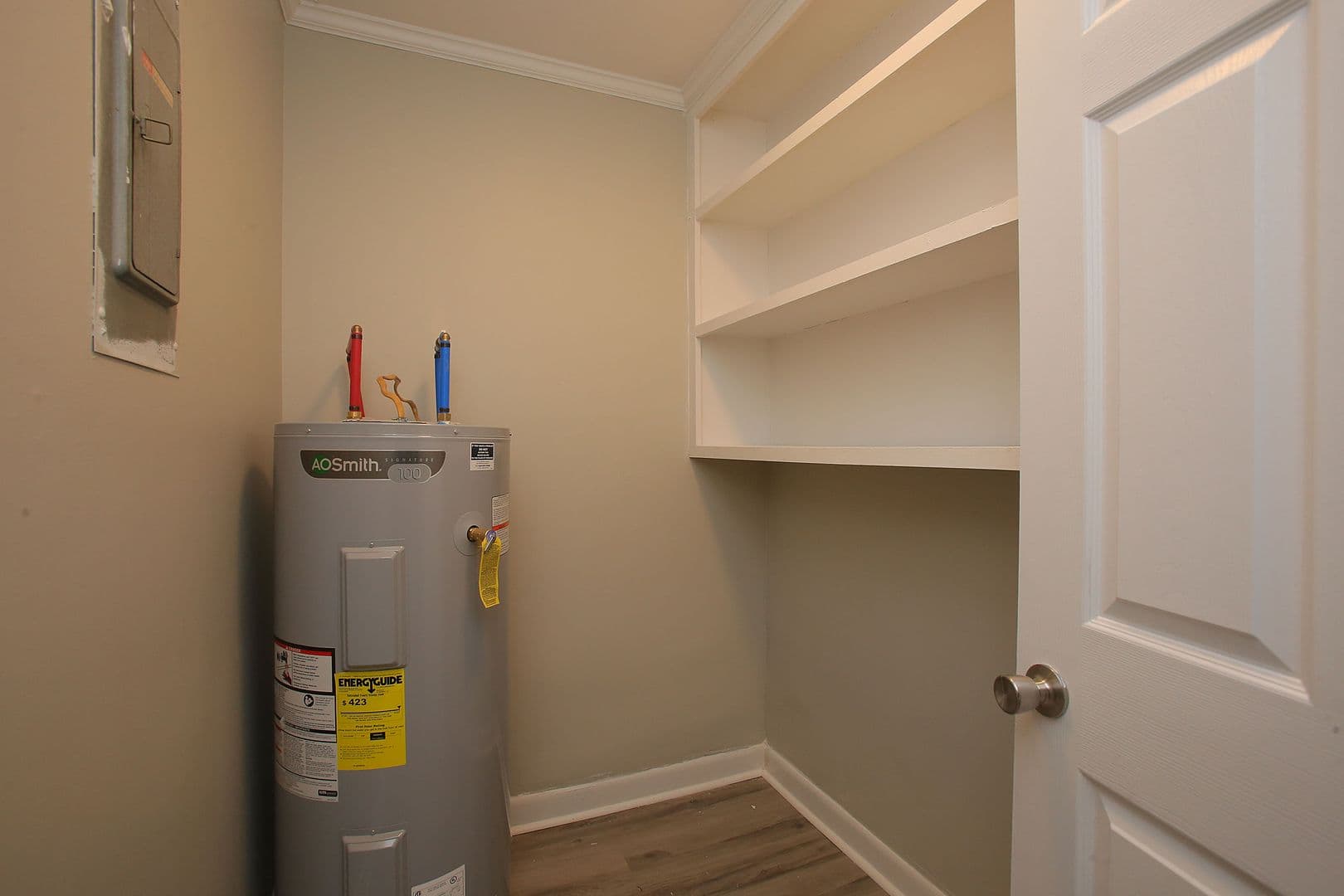 Columbia Apartment: 7251 Patricia Dr.