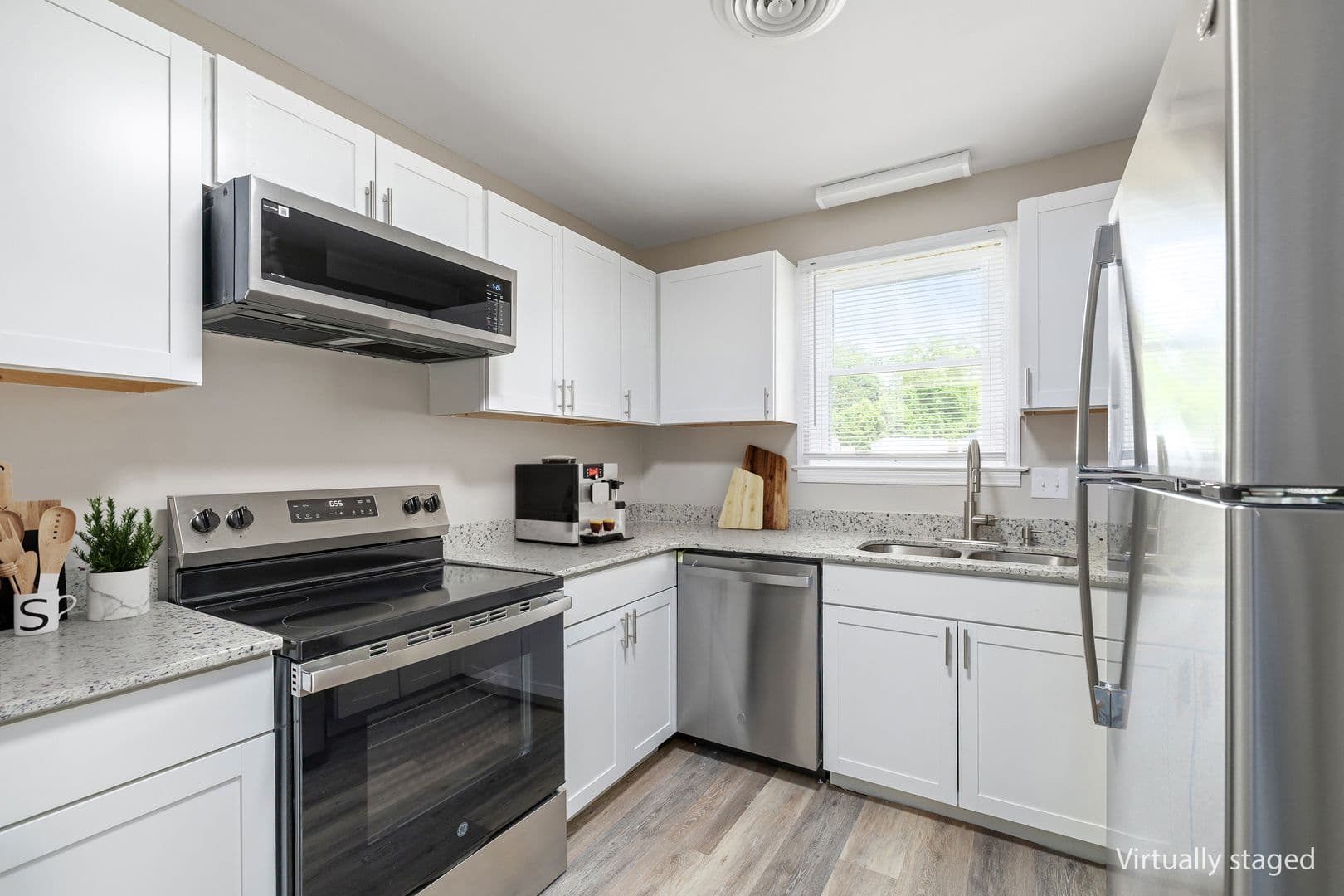 Sumter Apartment: 11 Highland Avenue