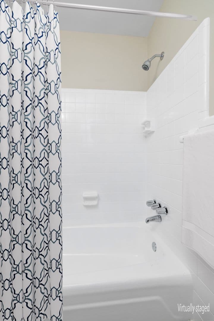 Sumter Apartment: 11 Highland Avenue