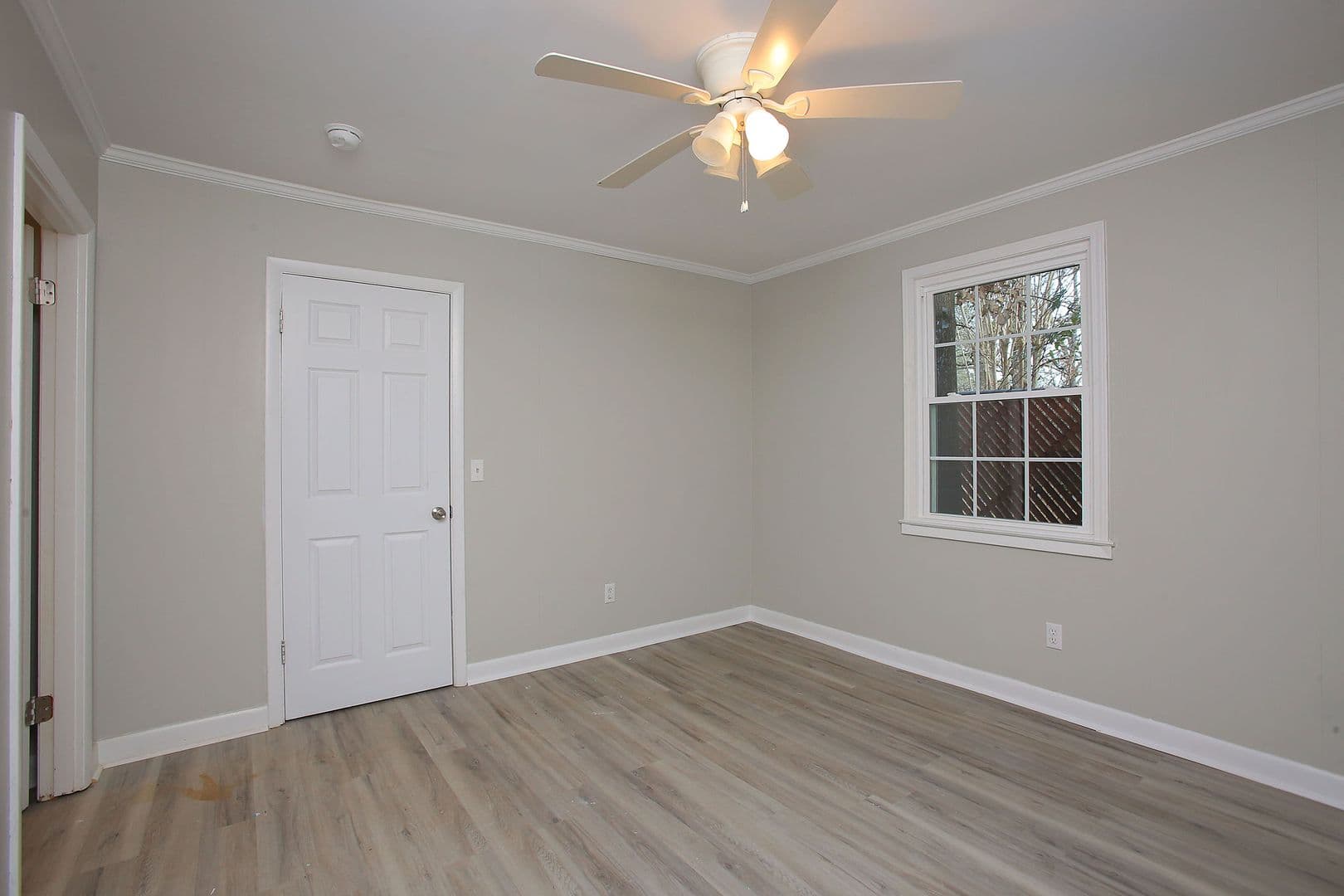 Columbia Apartment: 7251 Patricia Dr.