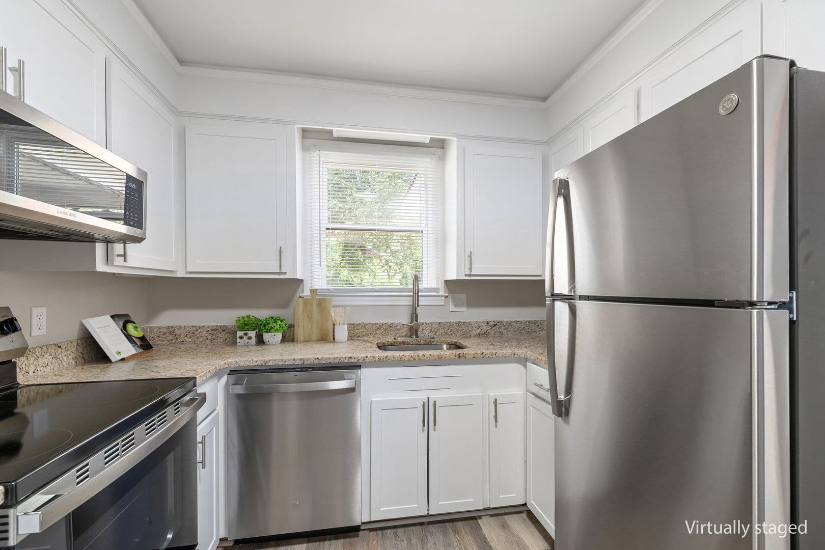 Sumter Apartment: 11 Highland Avenue