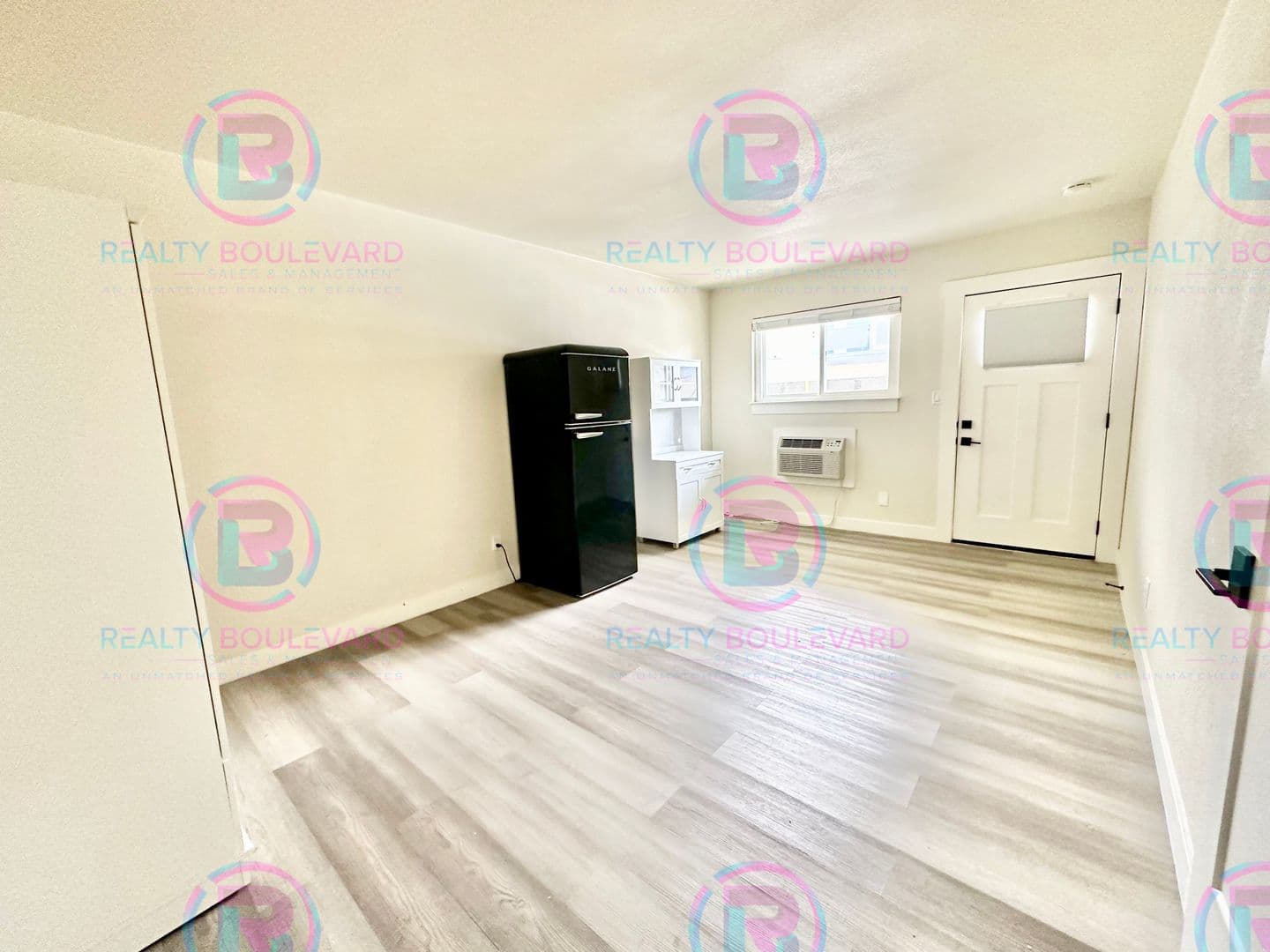 Reno Apartment: 520 University Way