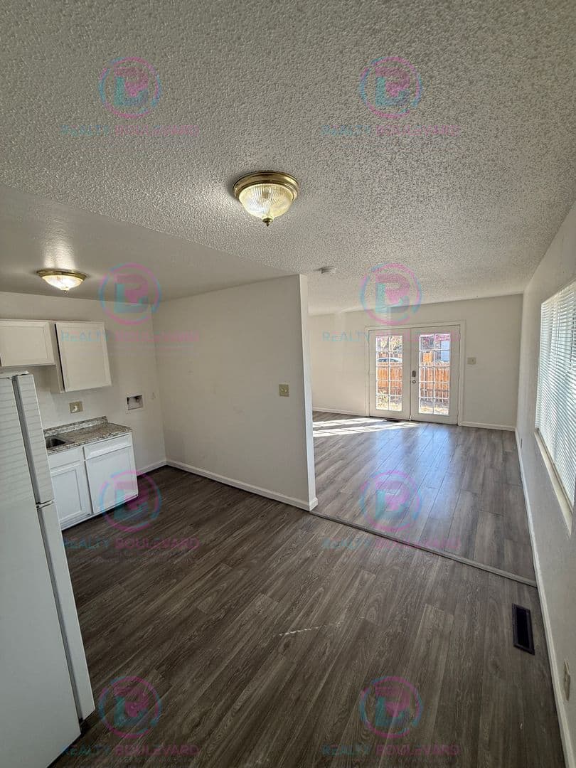 Reno House: 1137 Arnold Dr.