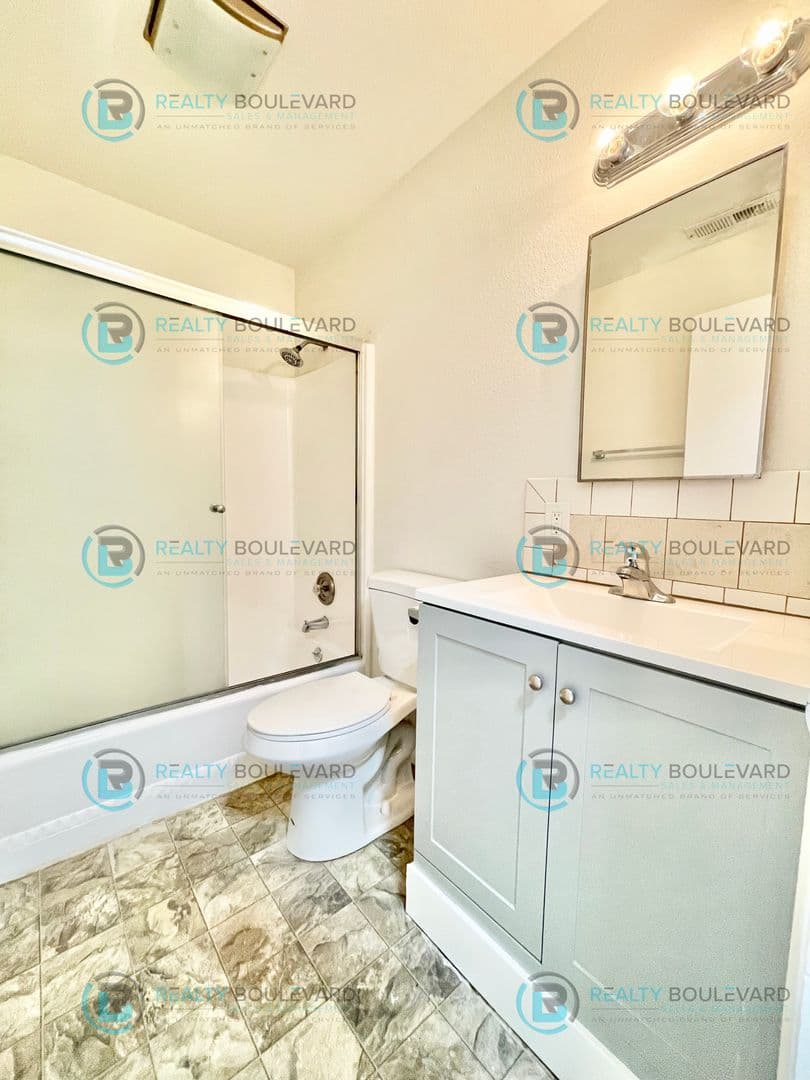 Reno Apartment: 1200-1206 Parkview St