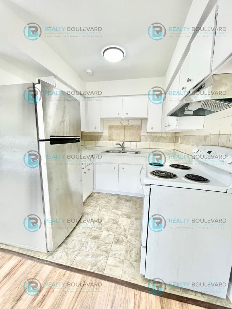 Reno Apartment: 1200-1206 Parkview St