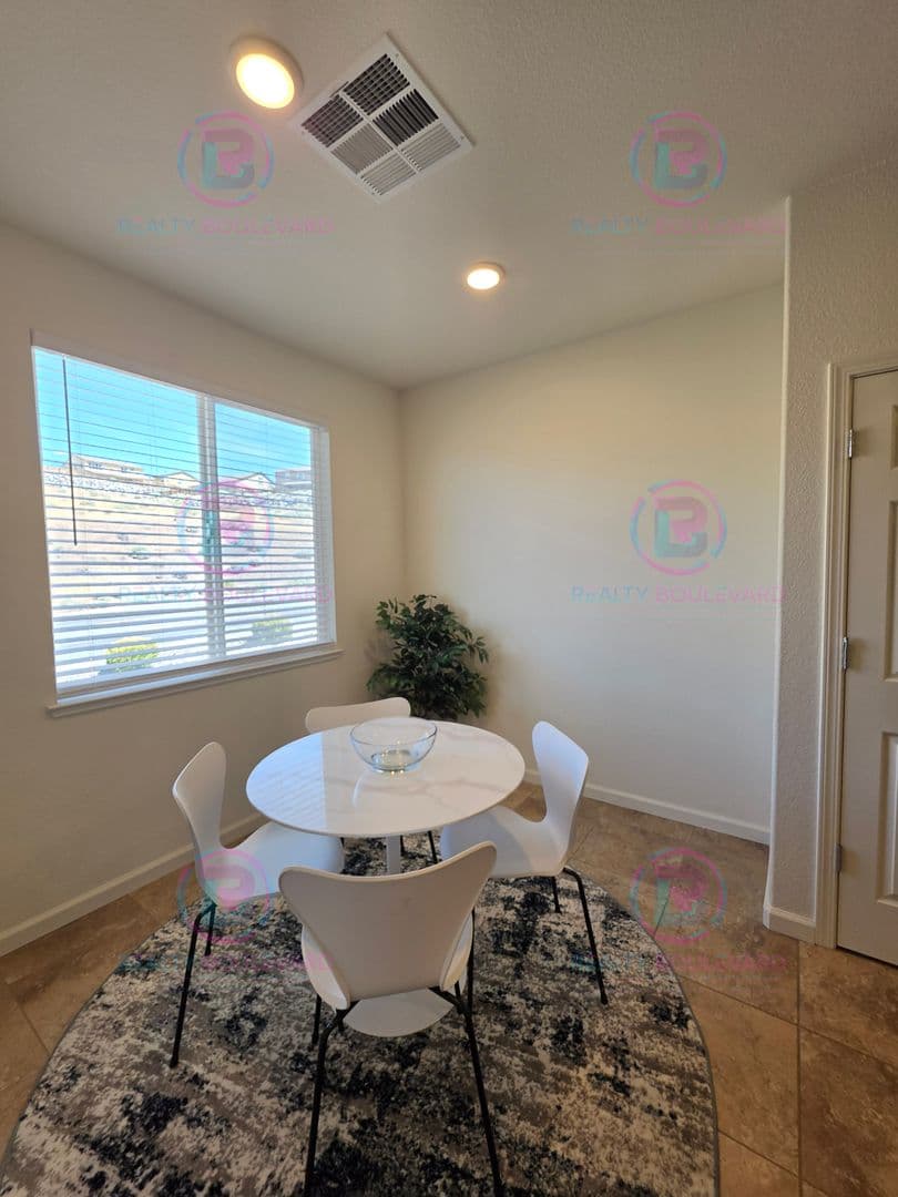 Sparks House: 3010 Sterling Ridge Cir