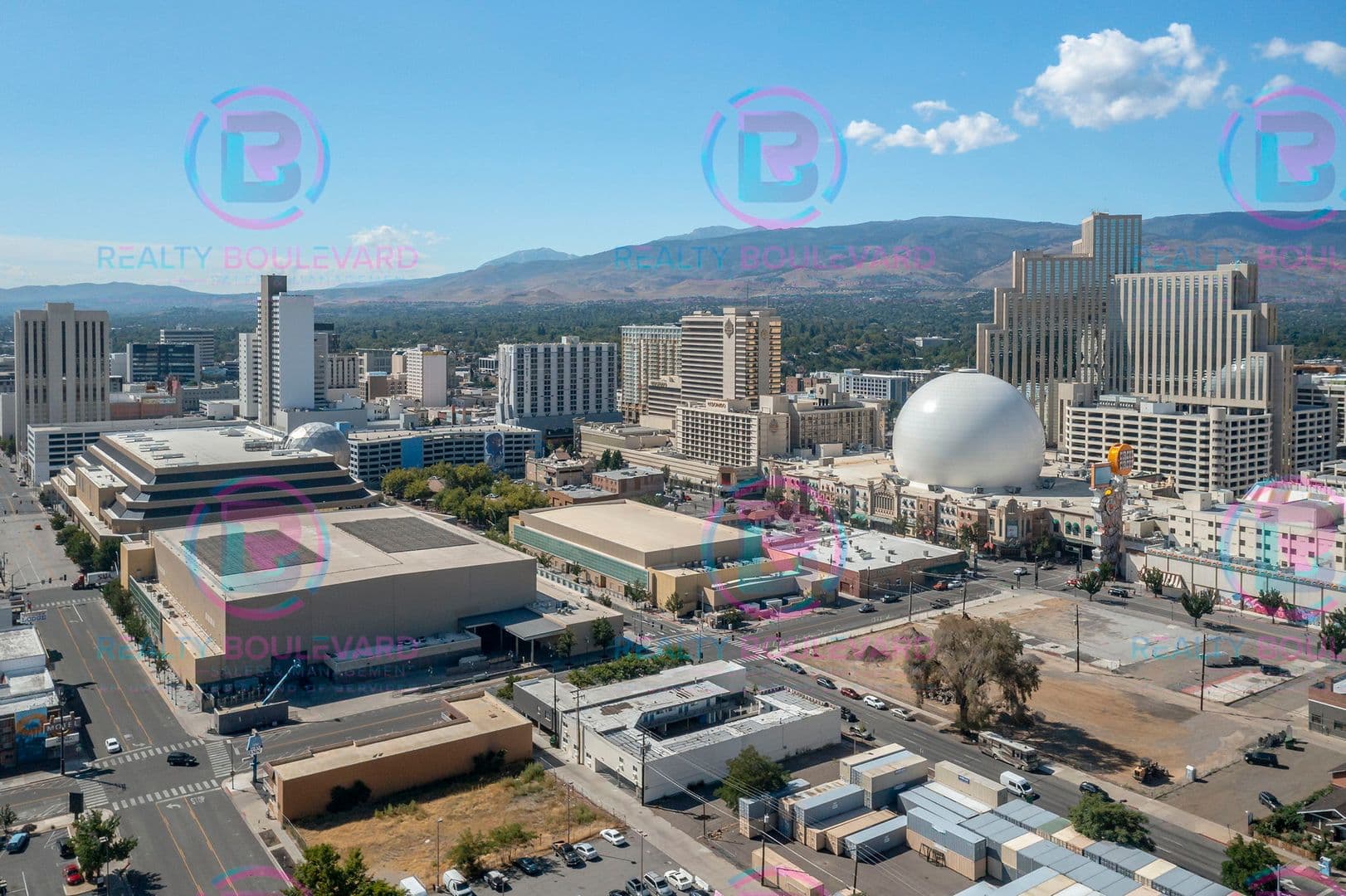 Reno Apartment: 520 University Way