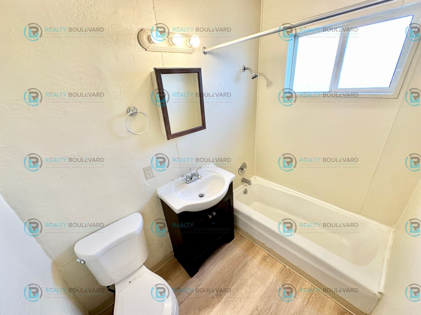 Reno Apartment: 929 Willow St