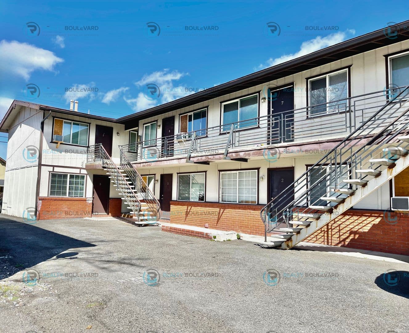 Reno Apartment: 929 Willow St