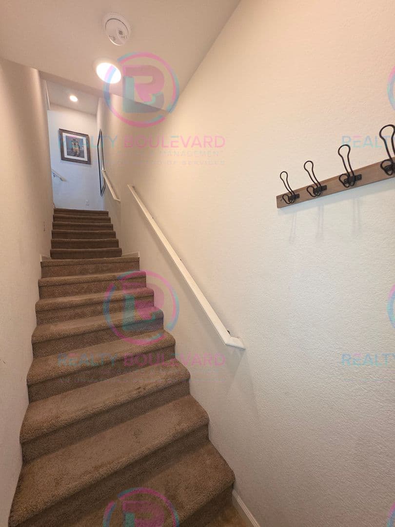 Sparks House: 3010 Sterling Ridge Cir