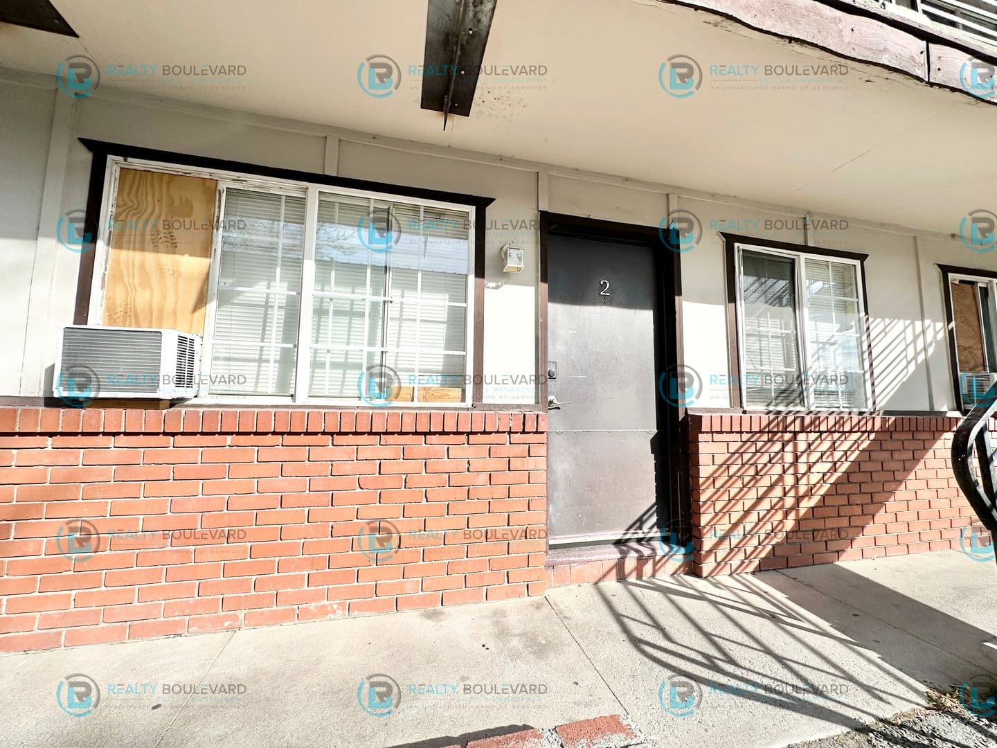 Reno Apartment: 929 Willow St