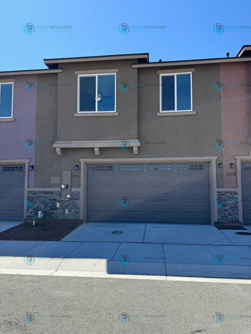 Carson City House: 1011 Middle Gate Rd
