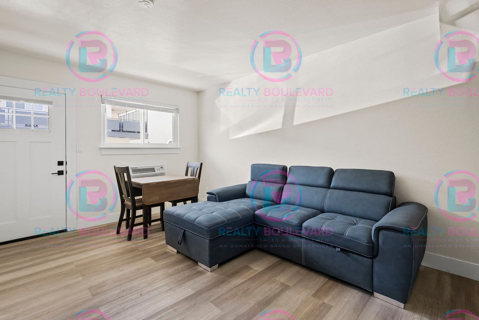 Reno Apartment: 520 University Way