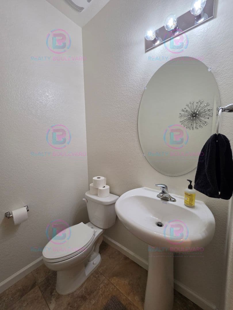 Sparks House: 3010 Sterling Ridge Cir