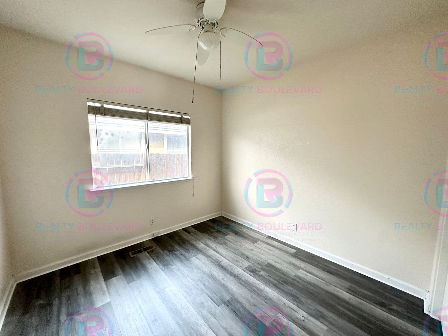 Sparks House: 930 Del Sol