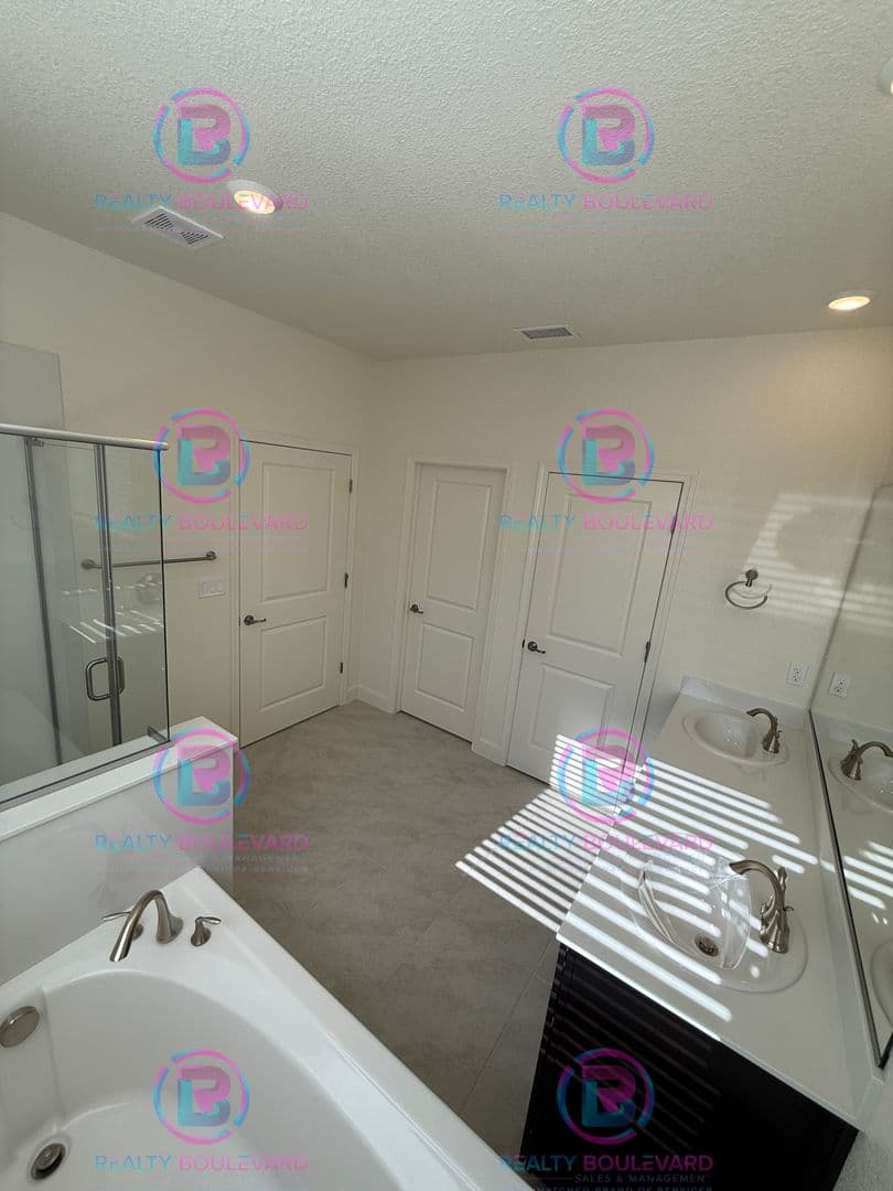 Carson City House: 1405 Bravestone Ave
