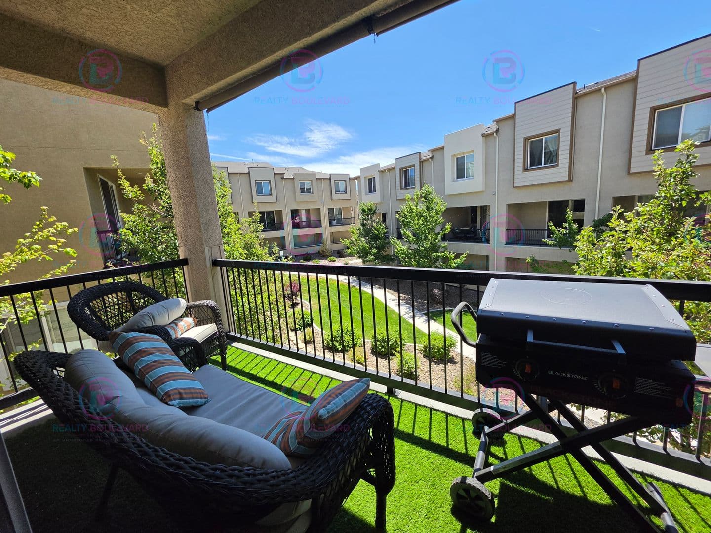 Sparks House: 3010 Sterling Ridge Cir
