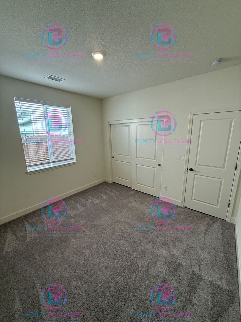 Carson City House: 1405 Bravestone Ave