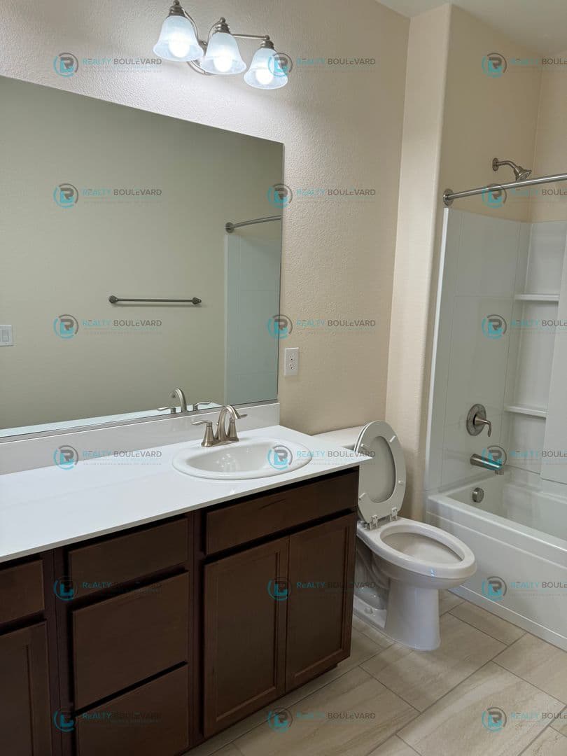 Carson City House: 1011 Middle Gate Rd