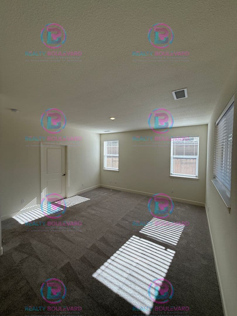 Carson City House: 1405 Bravestone Ave