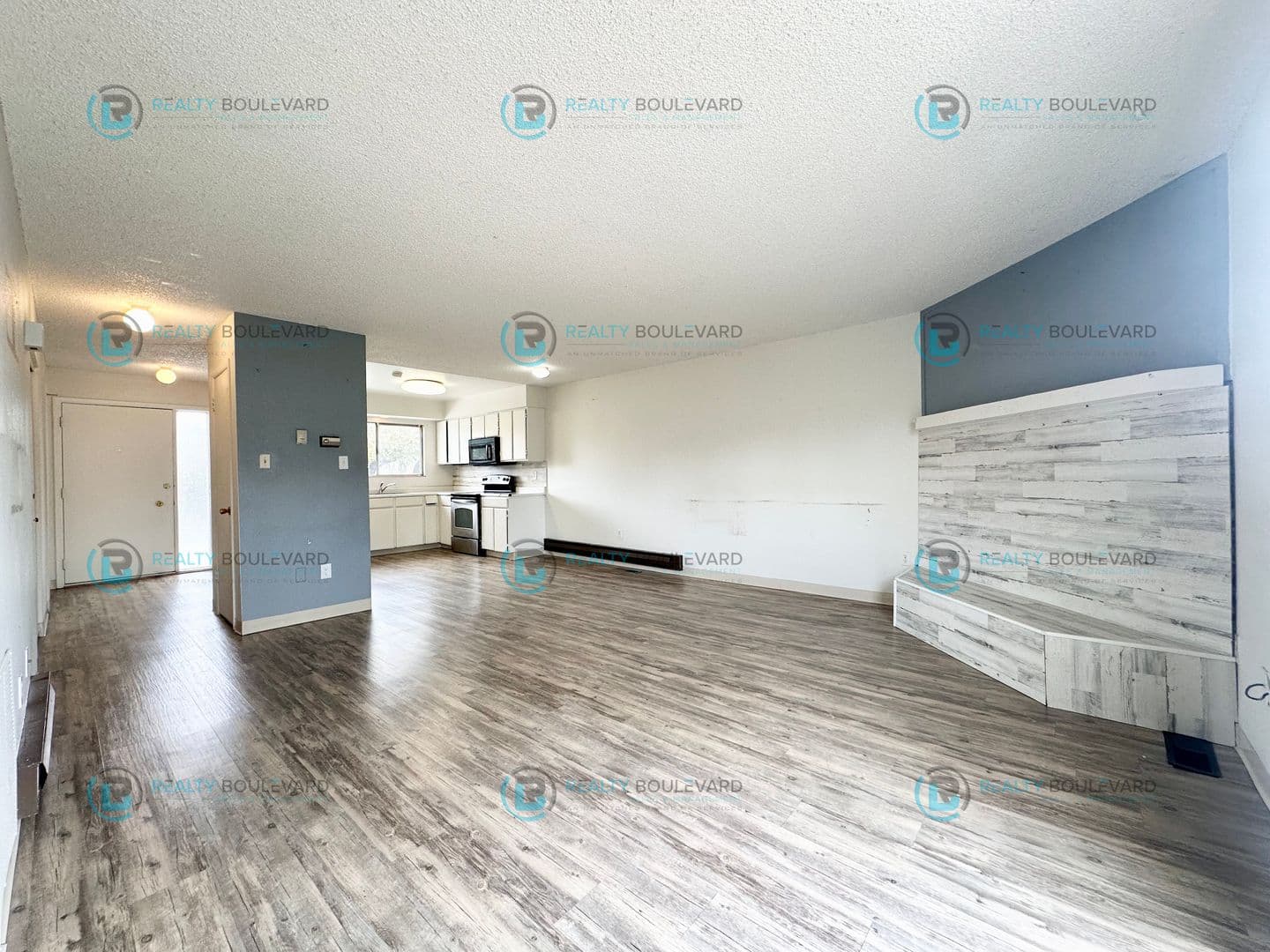 Reno House: 527 Smithridge Park