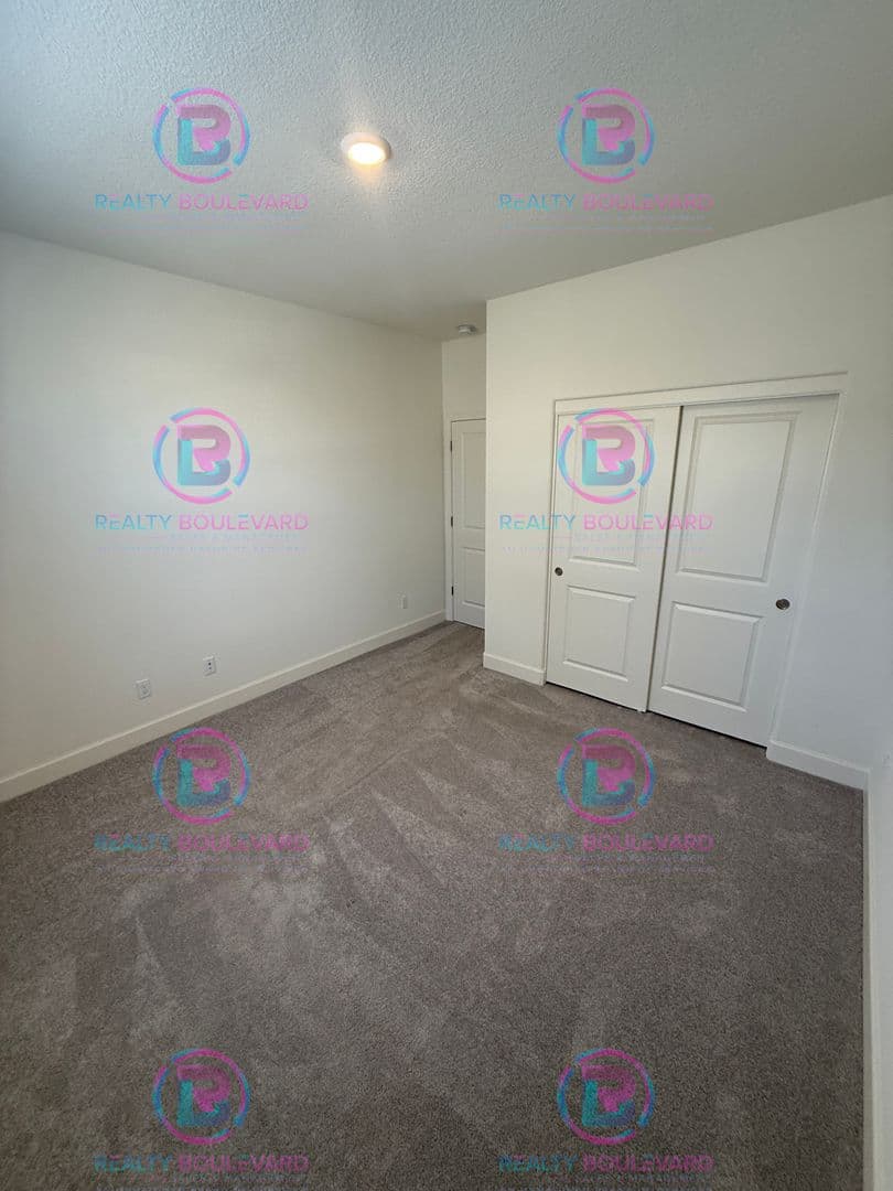Carson City House: 1405 Bravestone Ave
