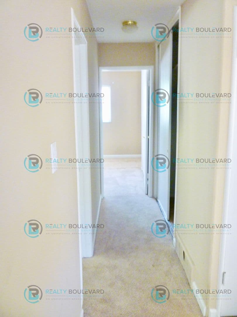 Sparks House: 1404 Probasco Way
