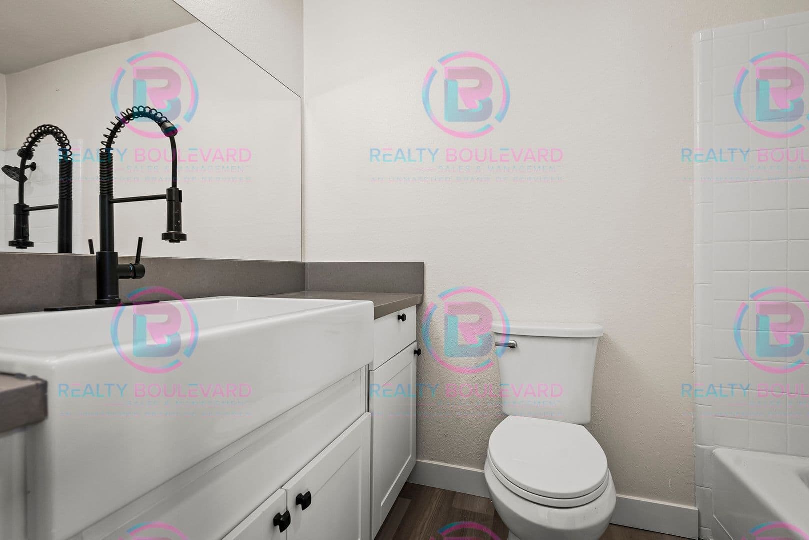 Reno Apartment: 520 University Way