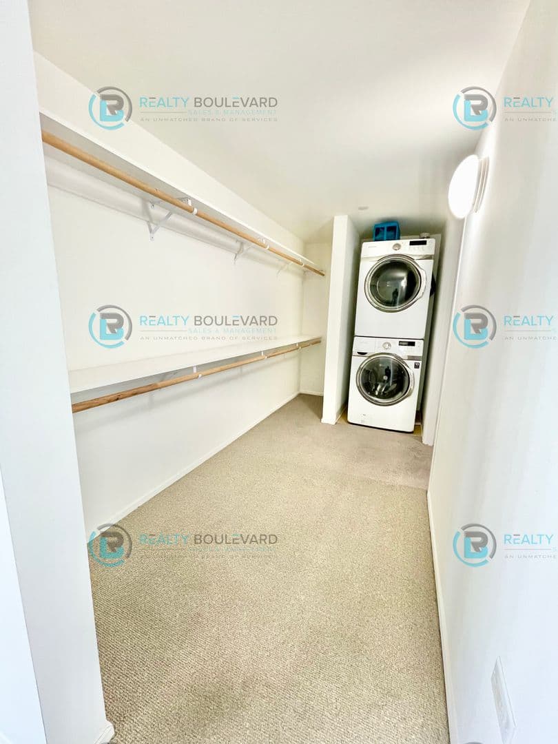Reno House: 255 N Sierra St #807