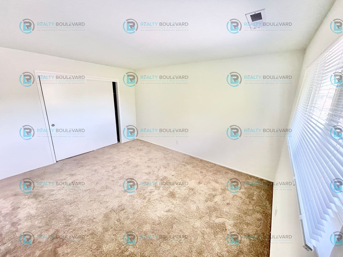 Reno Apartment: 1200-1206 Parkview St