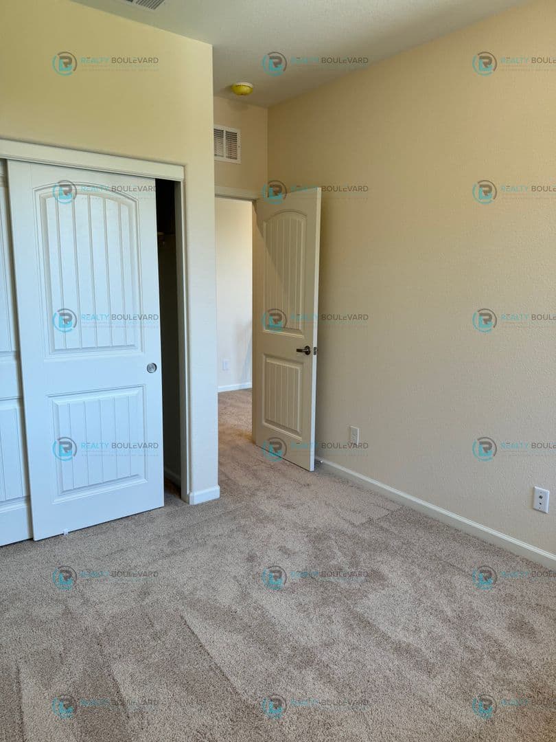 Carson City House: 1011 Middle Gate Rd