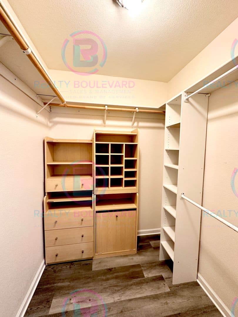 Sparks House: 930 Del Sol