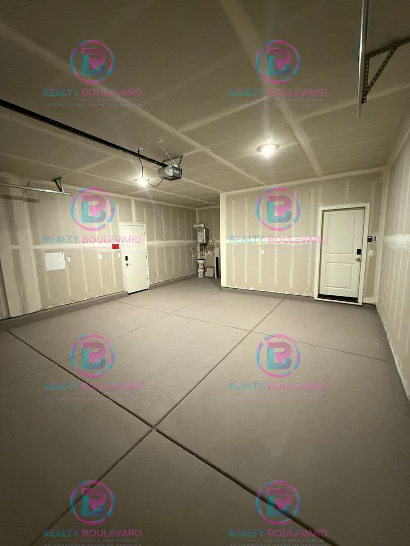 Carson City House: 1405 Bravestone Ave