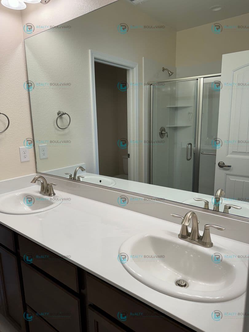 Carson City House: 1011 Middle Gate Rd