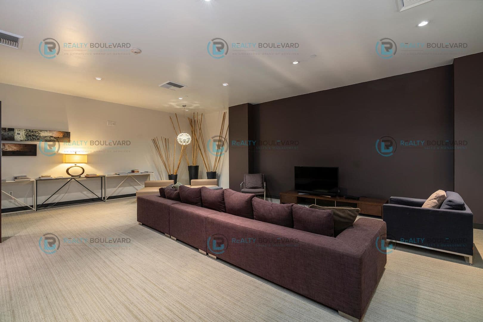 Reno House: 255 N Sierra St #807