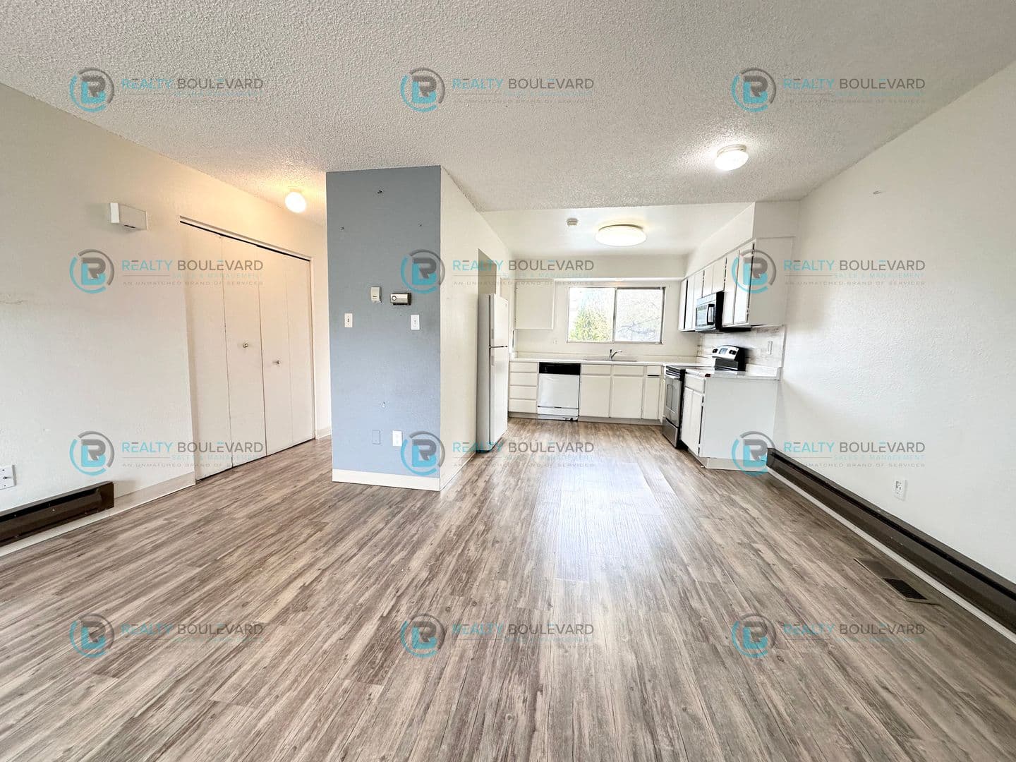 Reno House: 527 Smithridge Park