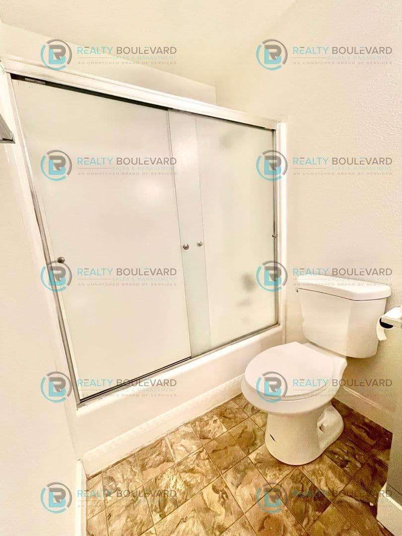 Reno Apartment: 1200-1206 Parkview St