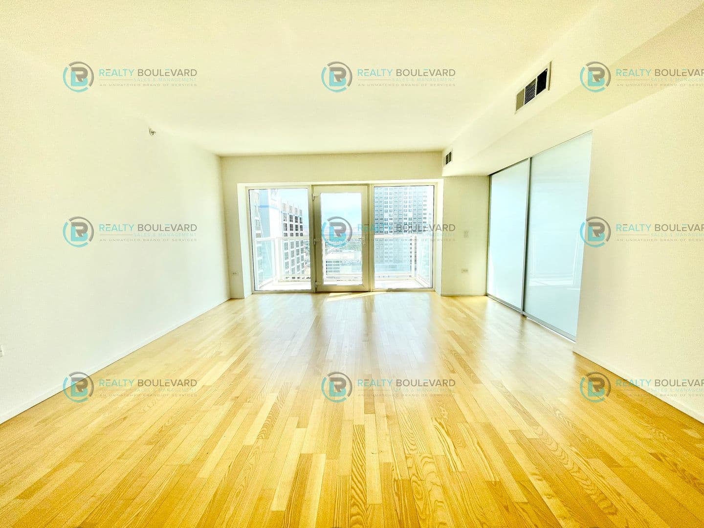 Reno House: 255 N Sierra St #807