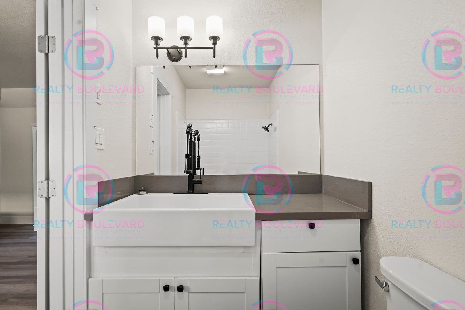 Reno Apartment: 520 University Way