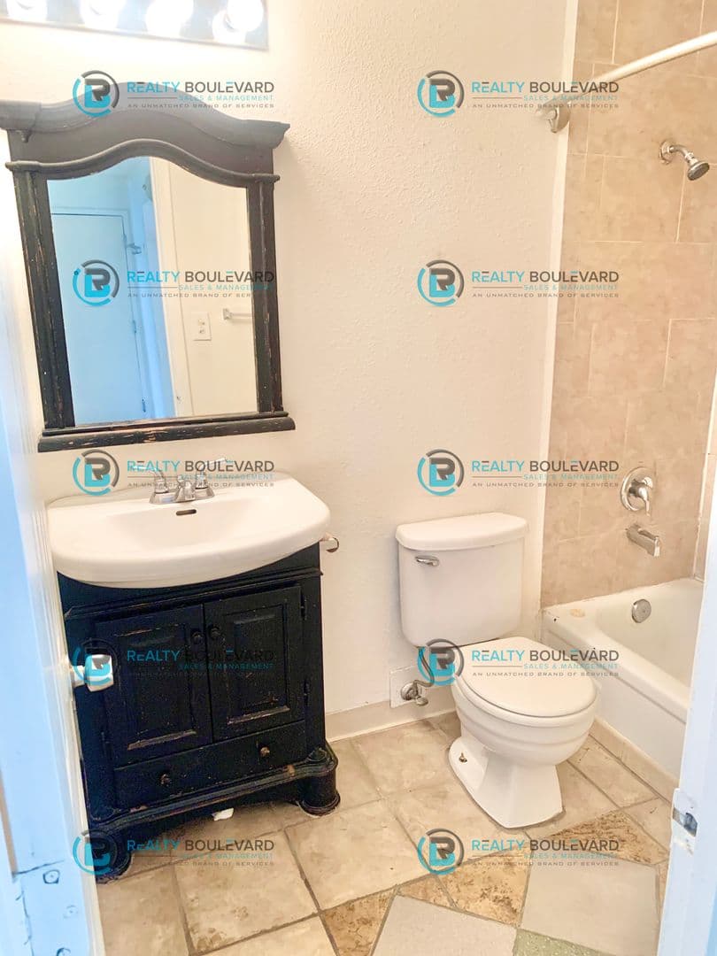 Reno House: 3909 Clear Acre Lane