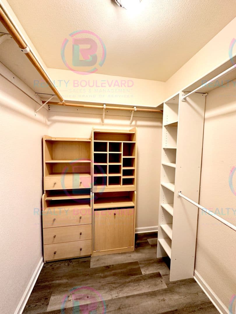 Sparks House: 930 Del Sol