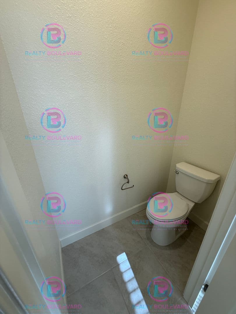 Carson City House: 1405 Bravestone Ave