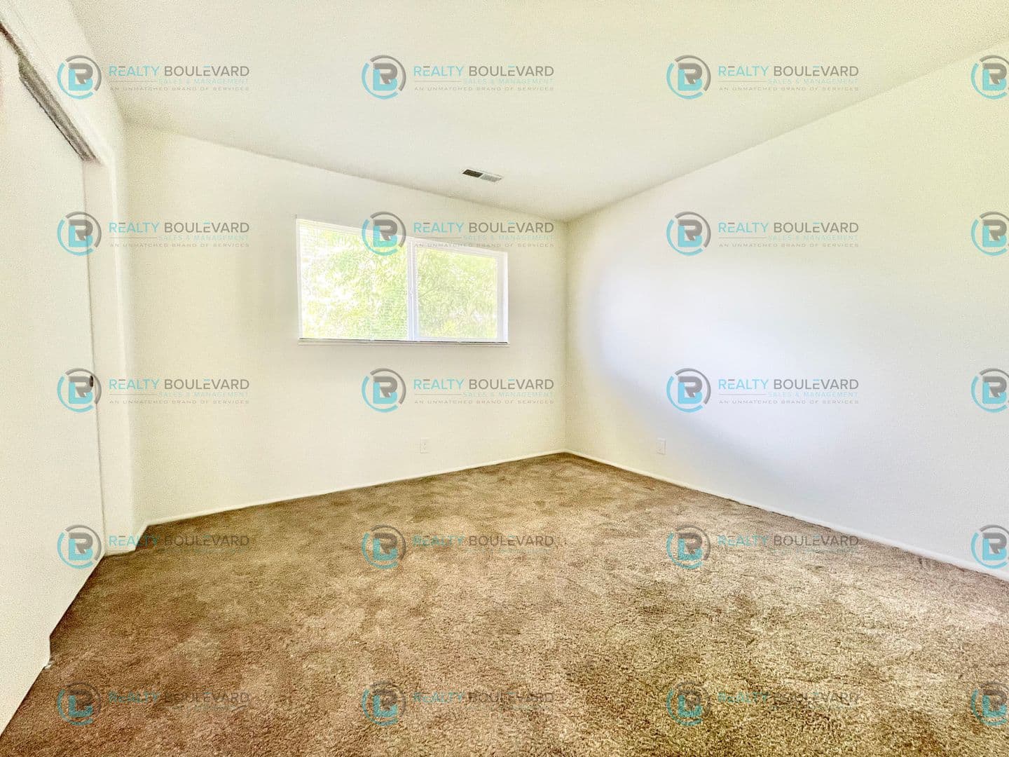 Reno Apartment: 1200-1206 Parkview St