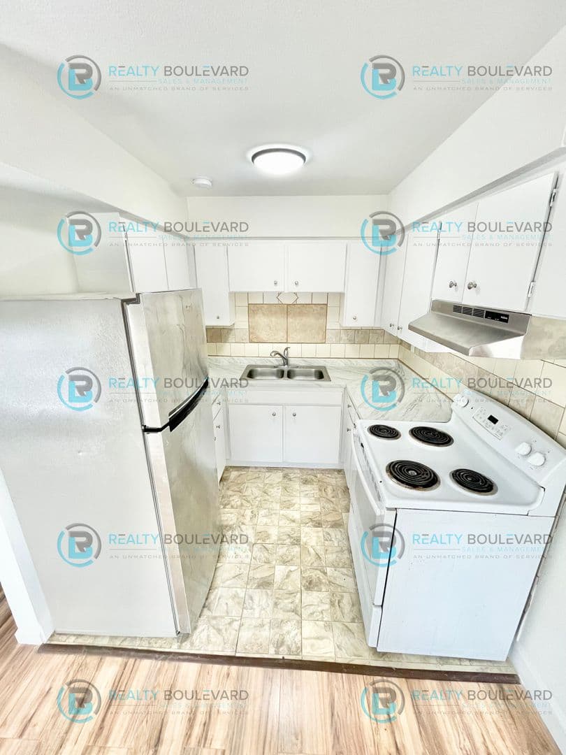 Reno Apartment: 1200-1206 Parkview St