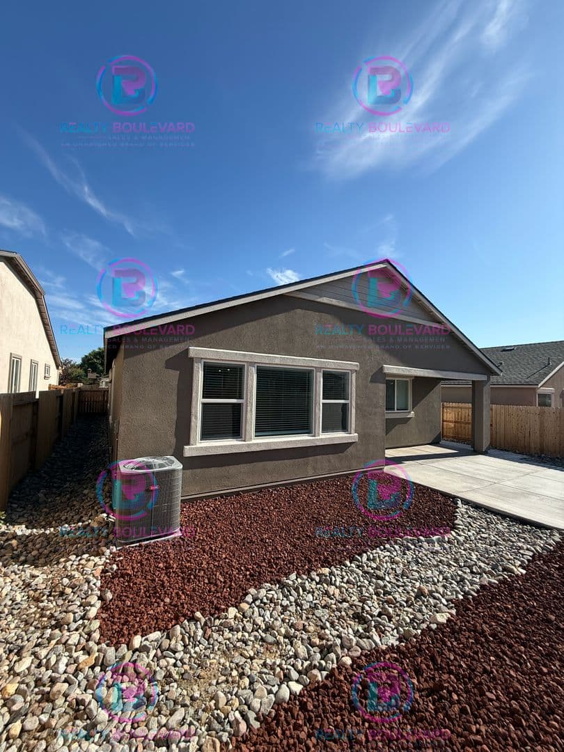 Carson City House: 1405 Bravestone Ave